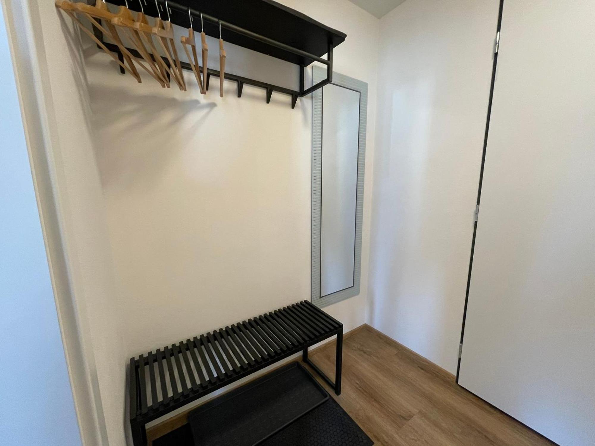 Theatre Apartment *
